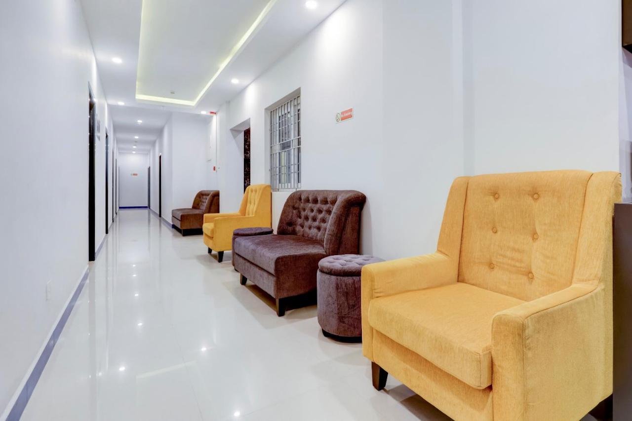Hotel Super Oyo Silverkey Nanganallur Near Chennai International Airport Exterior foto