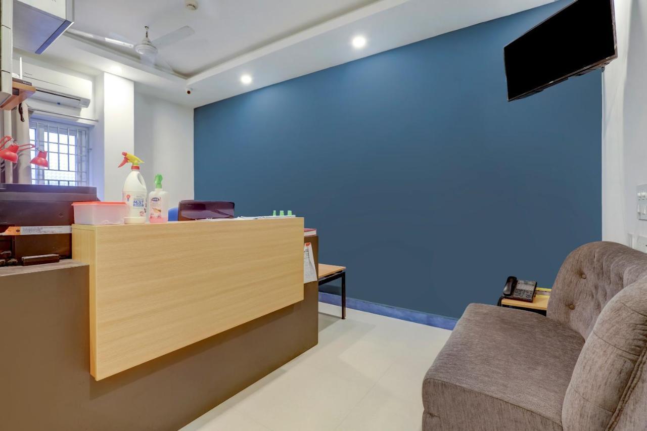 Hotel Super Oyo Silverkey Nanganallur Near Chennai International Airport Exterior foto